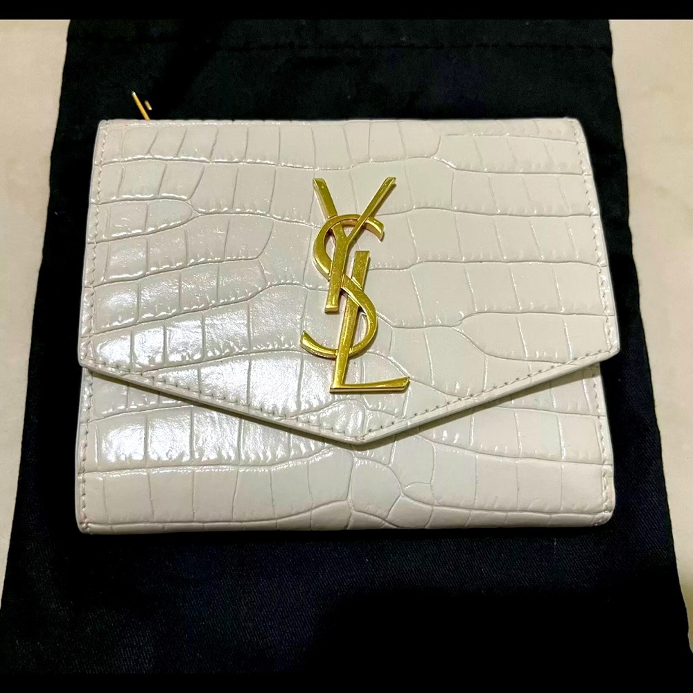 Yves Saint Laurent uptown wallet
